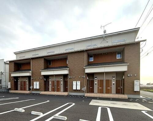 群馬県伊勢崎市国定町２丁目 賃貸アパート