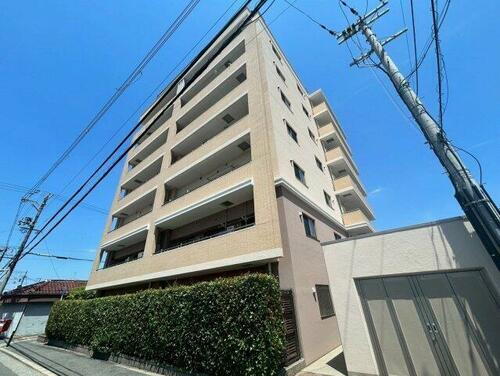 プライム 8階建