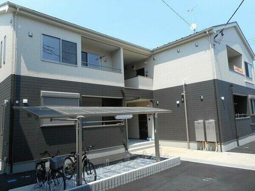 埼玉県川口市東領家２丁目 築10年11ヶ月 2階建