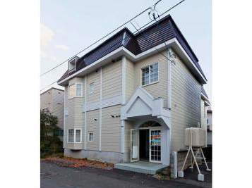 ノースアベニュー北２８条 2階建