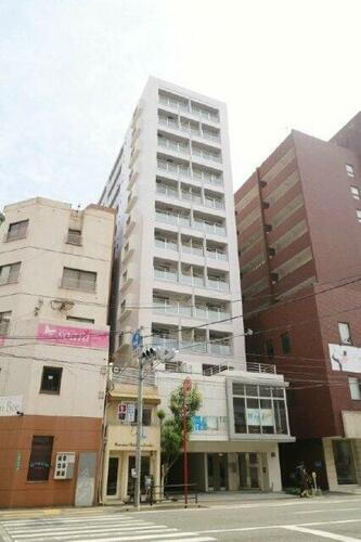 福岡県福岡市中央区薬院４丁目 13階建