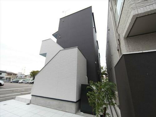 愛知県名古屋市中村区本陣通５丁目 賃貸アパート