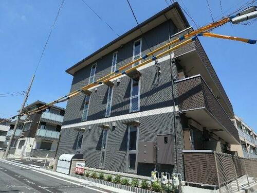 奈良県奈良市秋篠新町 築4年4ヶ月 3階建