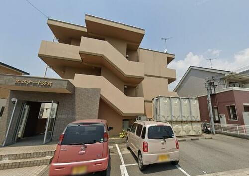 エステート英賀 3階建