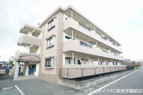 熊本県菊池郡菊陽町光の森４丁目 3階建
