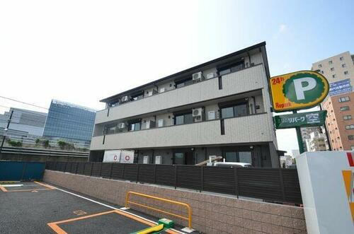 埼玉県さいたま市大宮区吉敷町４丁目 築9年5ヶ月 3階建