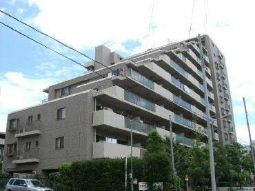 東京都江東区豊洲４丁目 13階建