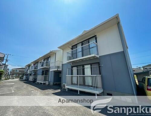 愛媛県伊予市下吾川 賃貸アパート