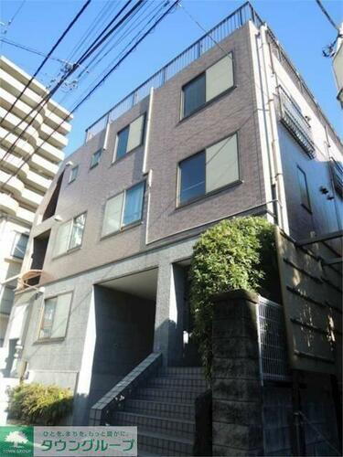 シャルレ早稲田 地上3階地下1階建