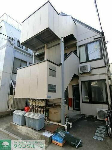 東京都北区栄町 3階建