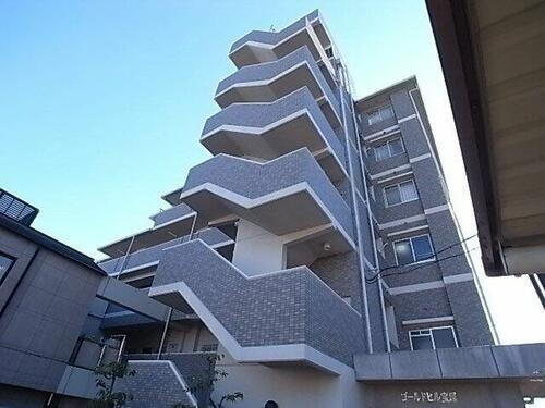 ゴールドヒル宝塚 6階建