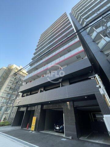 セレニテ新大阪グランデ　シュッド 13階建