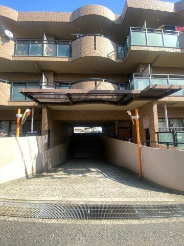 兵庫県神戸市長田区野田町７丁目 築28年7ヶ月 3階建