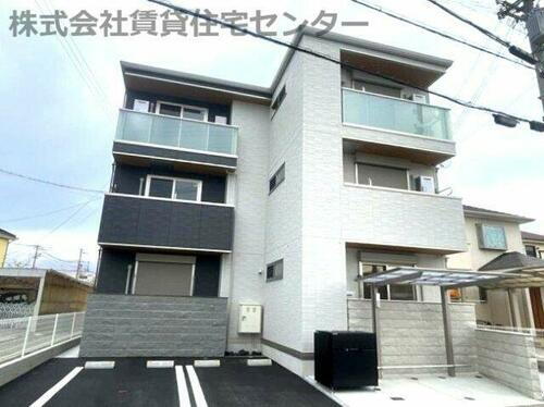 Ｄ－Ｌｕｃｅ　秋月 3階建