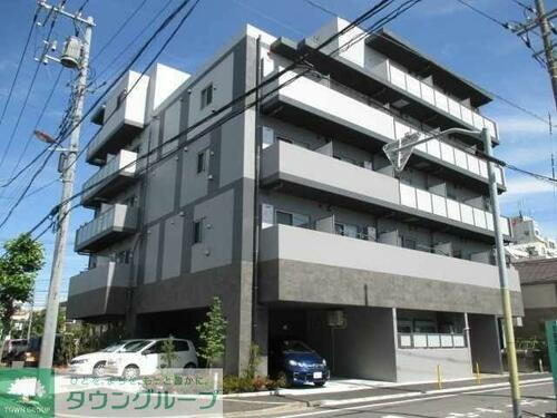 東京都足立区保木間３丁目 5階建