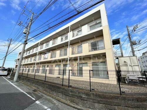 千葉県松戸市新松戸６丁目 築42年5ヶ月 3階建