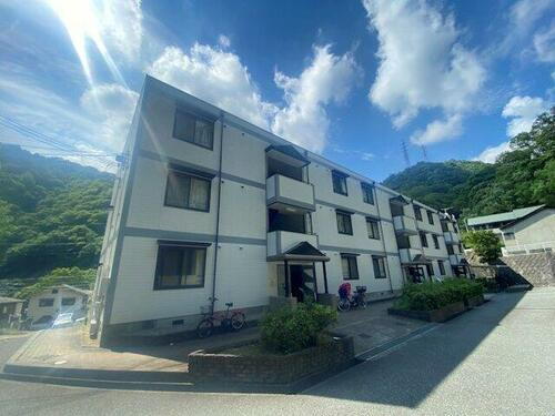 兵庫県神戸市兵庫区平野町天王谷東服山 賃貸アパート