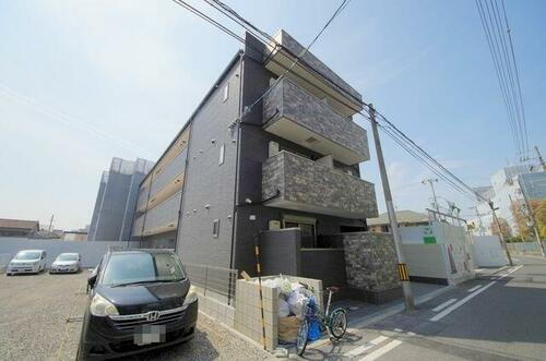 ＲＥＶＩＴＡ　ＫＹＯＢＡＳＨＩ 3階建