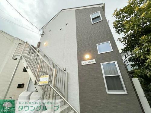 神奈川県横浜市金沢区寺前２丁目 賃貸アパート