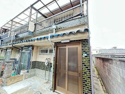 大阪府堺市西区下田町 2階建