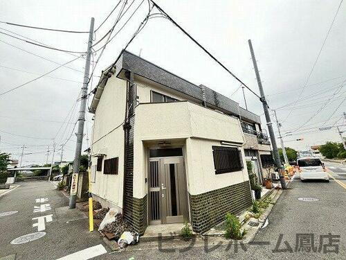 大阪府高石市加茂２丁目 2階建