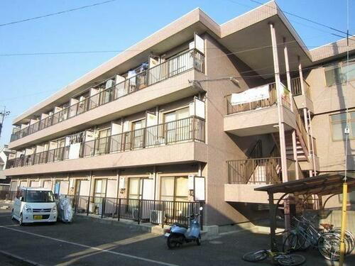 神奈川県川崎市多摩区菅城下 築32年5ヶ月 3階建