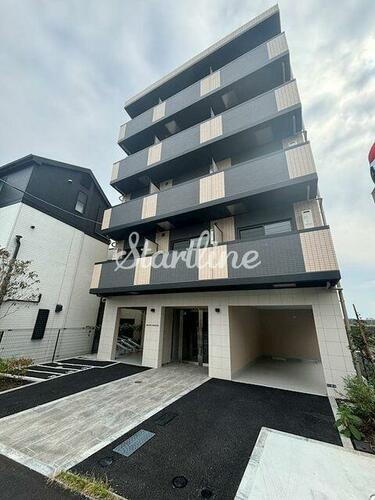 東京都大田区羽田６丁目 築1年6ヶ月 5階建