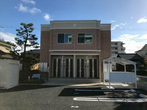 リバレイン・アイリス 2階建