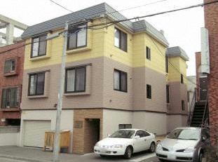 北海道札幌市中央区南十五条西９丁目 3階建