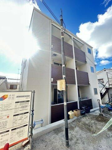 兵庫県神戸市垂水区王居殿１丁目 3階建 