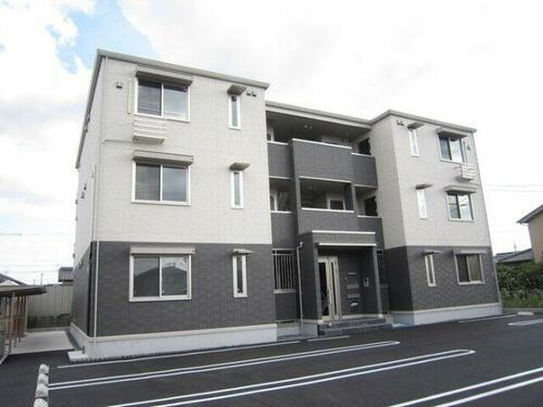 広島県福山市東川口町３丁目 賃貸アパート