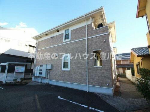 愛知県豊川市光輝町１丁目 賃貸アパート