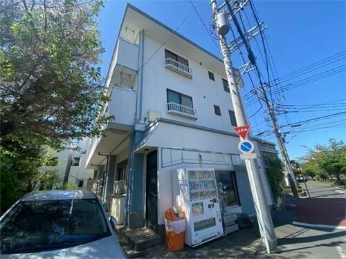 神奈川県川崎市高津区明津 3階建