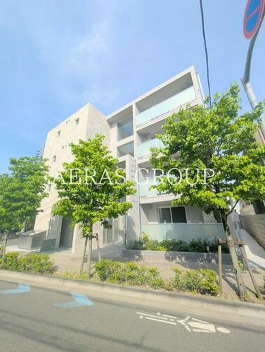 東京都世田谷区経堂３丁目 4階建
