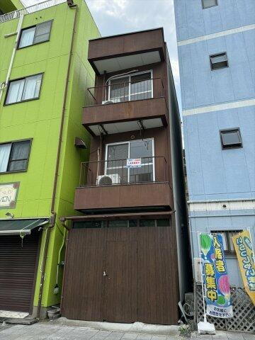 東淡路２丁目貸家 3階建