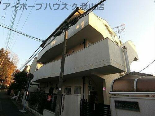 東京都杉並区久我山５丁目 地上3階地下1階建
