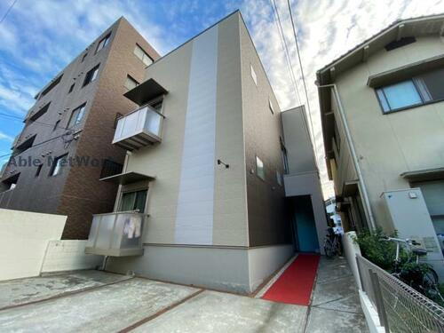 熊本県熊本市中央区東子飼町 2階建