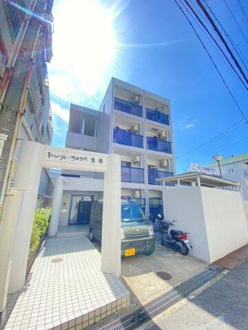 兵庫県神戸市東灘区魚崎西町３丁目 4階建