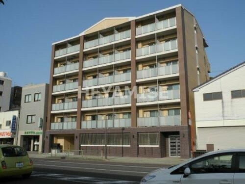 長崎県長崎市岡町 築7年11ヶ月 6階建