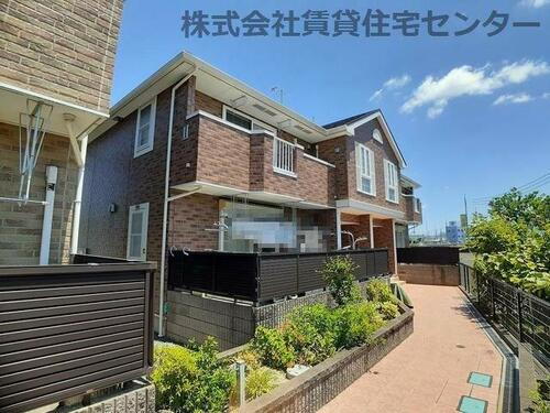 和歌山県和歌山市楠本 2階建