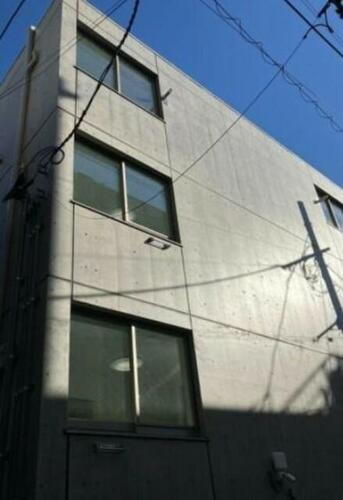 ヴォーグテラス千駄木 地上3階地下2階建