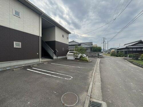 香川県丸亀市原田町 賃貸アパート