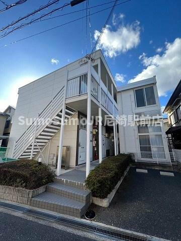 レオパレスルミエール