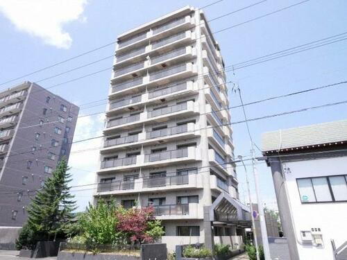 北海道札幌市中央区南十三条西９丁目 11階建