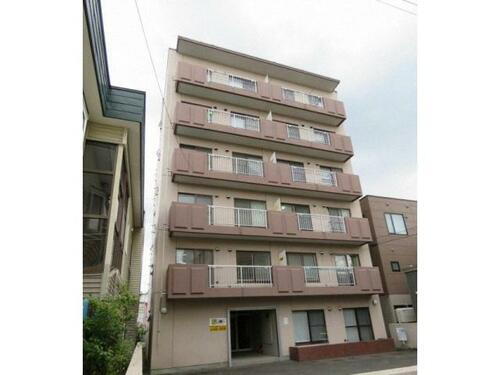 北海道札幌市中央区南十六条西１０丁目 6階建