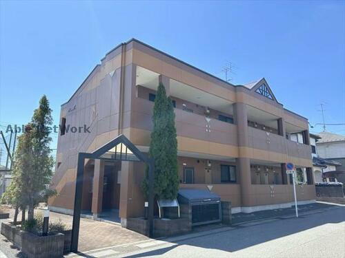 埼玉県羽生市東３丁目 2階建