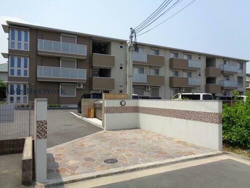 メルベイユさやか 3階建