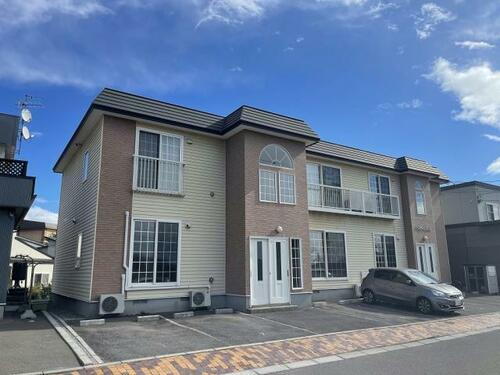 サンカーサ 2階建
