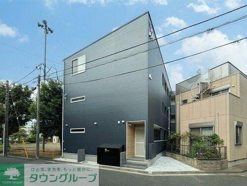 千葉県千葉市中央区長洲１丁目 賃貸アパート