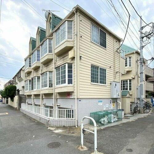 東京都渋谷区本町１丁目 3階建 築34年11ヶ月